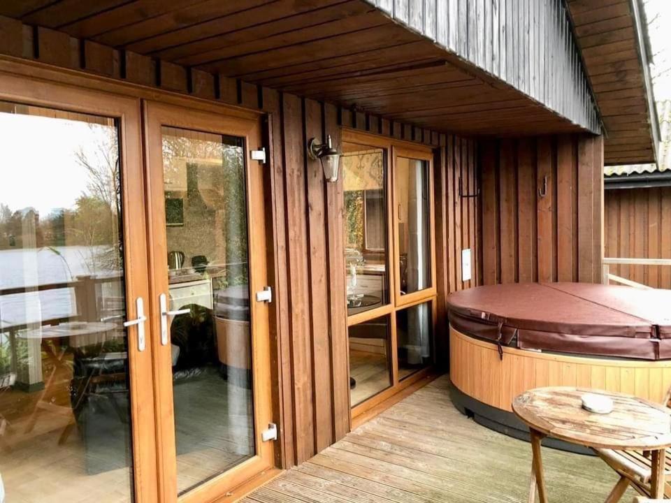 Holly Lodge 14 Hot Tub York Extérieur photo