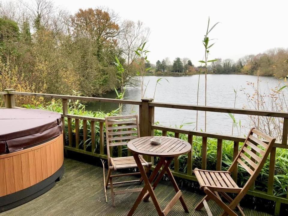Holly Lodge 14 Hot Tub York Extérieur photo
